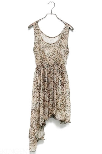 Modekungen Side Dress, $93.39, available at Modekungen.