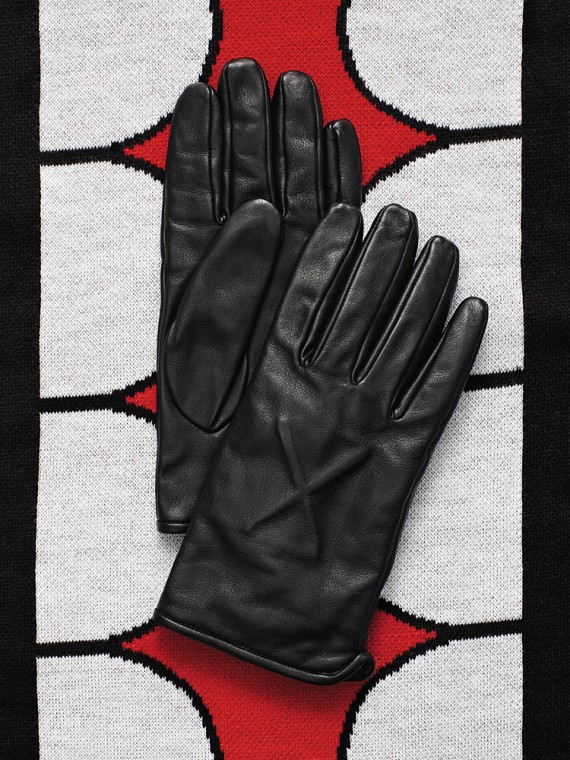 2011aw_large_16-570x760